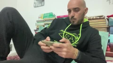 alessandromori91 online show from 05-10-26, 06:46