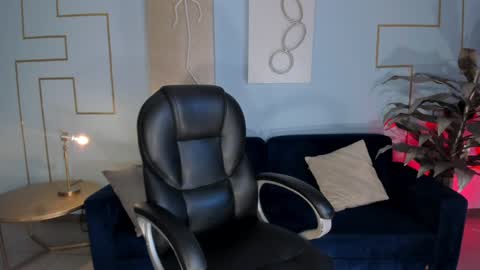 ALESSA ROMERO  online show from 01-05-25, 01:35