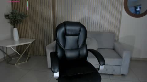 ALESSA ROMERO  online show from 02-10-26, 07:51