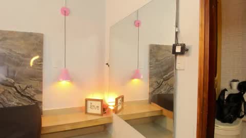 Alessia  online show from 10-15-25, 08:53