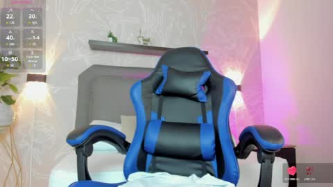A L E S S I A online show from 05-06-26, 08:03