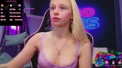 alessiacroft online show from 11-15-25, 05:38