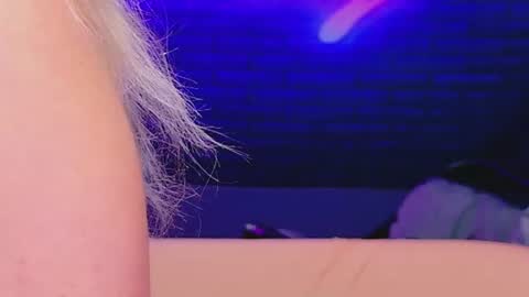alessiacroft online show from 06-19-26, 04:17