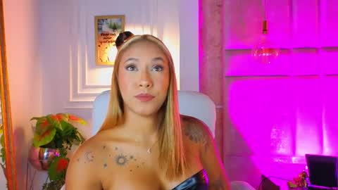Alessia online show from 06-22-26, 10:12