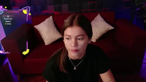 Snapshot of alessiamonroe_ chatting on 04-15-26, 08:20 alessiamonroe_ online show from 04-15-26, 08:20