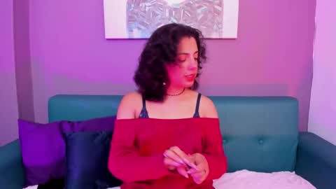 Snapshot of alessiia__ chatting on 11-11-25, 03:50 alessiia__ online show from 11-11-25, 03:50