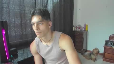 Snapshot of alessio_vale chatting on 03-27-26, 11:54 alessio Vale online show from 03-27-26, 11:54
