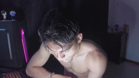 Snapshot of alessio_vale chatting on 03-29-26, 10:59 alessio Vale online show from 03-29-26, 10:59