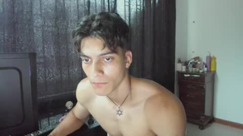 Snapshot of alessio_vale chatting on 03-31-26, 11:32 alessio Vale online show from 03-31-26, 11:32