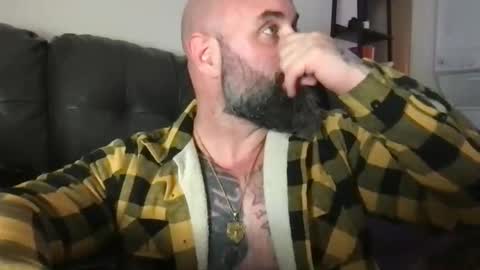 Snapshot of alesterwhite chatting on 04-04-26, 12:09 alesterwhite online show from 04-04-26, 12:09