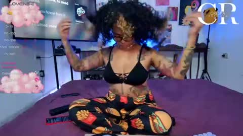 Snapshot of alesyahampton chatting on 07-10-26, 06:50 Crespa Ruidosa online show from 07-10-26, 06:50