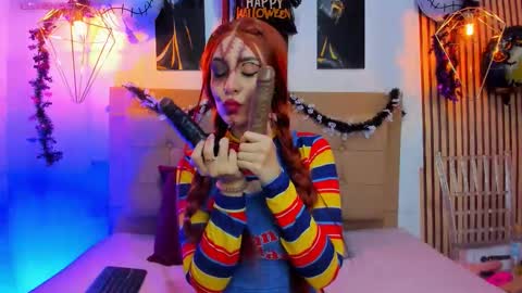 Snapshot of alesziarose chatting on 10-29-25, 10:33 Aleszia online show from 10-29-25, 10:33