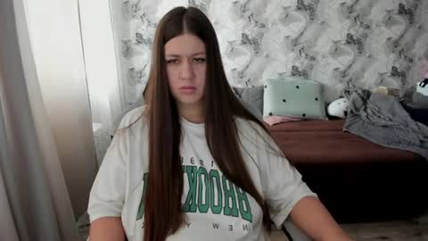 Aletta Oushen online show from 06-24-26, 11:42