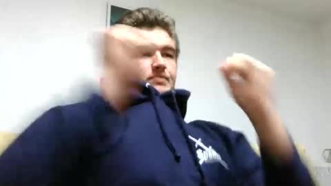Snapshot of alex83530 chatting on 12-04-24, 03:10 Alex83530 online show from 12-04-24, 03:10