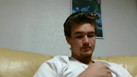 Snapshot of alex83530 chatting on 01-01-25, 08:47 Alex83530 online show from 01-01-25, 08:47