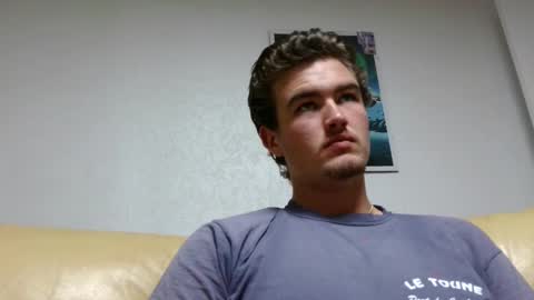 Snapshot of alex83530 chatting on 01-07-25, 03:54 Alex83530 online show from 01-07-25, 03:54