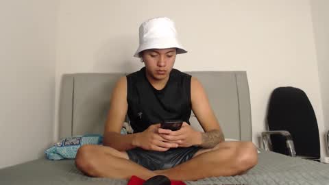 Owen online show from 03-19-26, 03:32