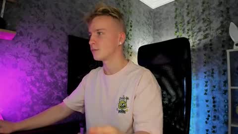 your Alex online show from 10-24-25, 05:04