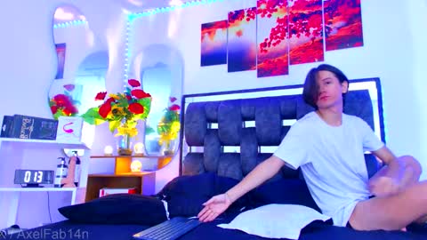 sneider online show from 09-21-25, 08:32