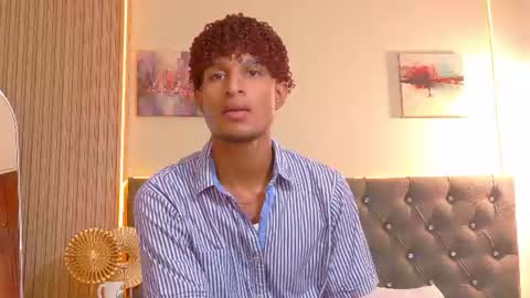 Snapshot of alex_bloom_ chatting on 07-04-26, 07:09 Alexander online show from 07-04-26, 07:09