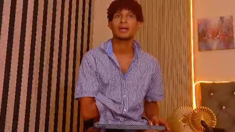 Snapshot of alex_bloom_ chatting on 08-01-26, 07:13 Alexander online show from 08-01-26, 07:13