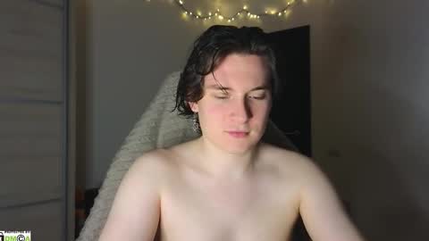 Snapshot of alex_candy_pump chatting on 09-28-25, 09:42 FAVORITE online show from 09-28-25, 09:42