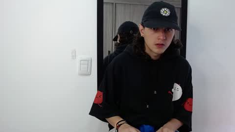 alex_connorr online show from 02-07-25, 04:14