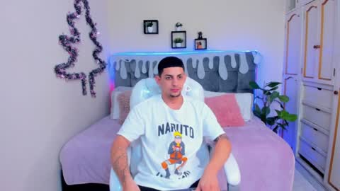 Snapshot of alex_cute77 chatting on 12-06-24, 03:22 alex online show from 12-06-24, 03:22