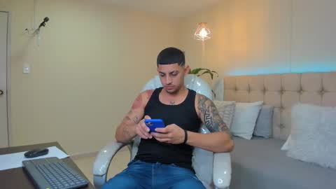 Snapshot of alex_cute77 chatting on 03-03-25, 12:16 alex online show from 03-03-25, 12:16