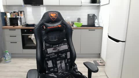 Alex online show from 01-20-25, 07:04