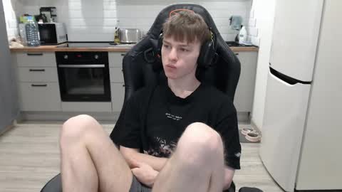 Alex online show from 02-16-25, 03:37