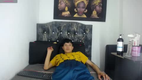 alex_it0 online show from 05-19-26, 12:22