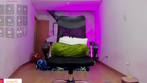 i am Alex online show from 12-08-24, 04:04