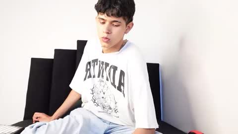 alex_mark_ online show from 10-14-25, 07:25