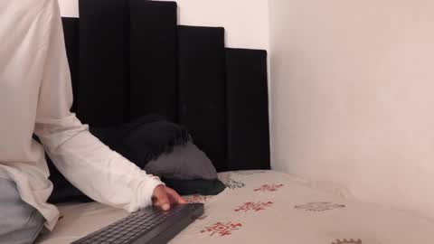 alex_mark_ online show from 03-20-26, 05:07