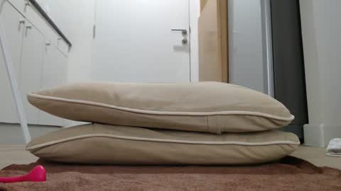 Nicha online show from 09-27-25, 05:23