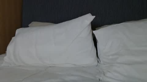 Snapshot of alex_nicha chatting on 04-11-26, 07:51 Nicha online show from 04-11-26, 07:51