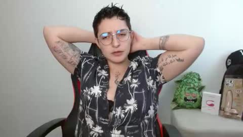 Alex Parker online show from 10-28-25, 08:11