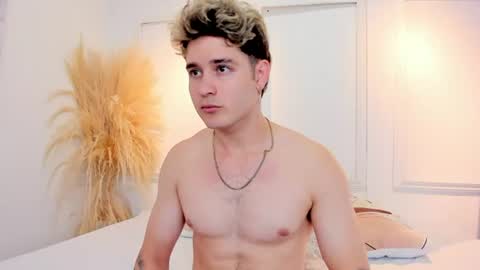 Alex  online show from 06-20-26, 07:16