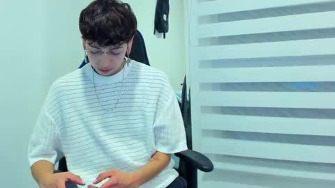 Residente0xxx online show from 01-30-25, 06:13