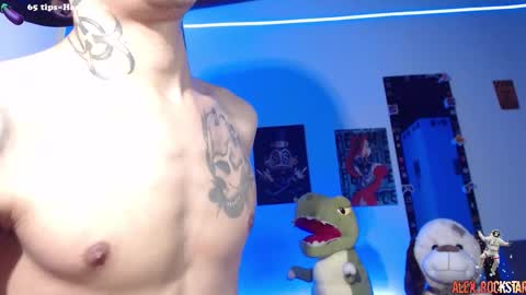 Snapshot of alex_rockstar chatting on 03-05-26, 05:36 online show from 03-05-26, 05:36