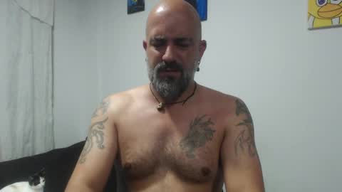 Snapshot of alex_saints_ce chatting on 05-21-26, 02:29 Alex Saints online show from 05-21-26, 02:29