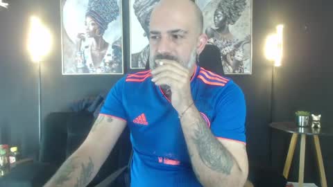 Snapshot of alex_saints_ce chatting on 05-25-26, 10:54 Alex Saints online show from 05-25-26, 10:54