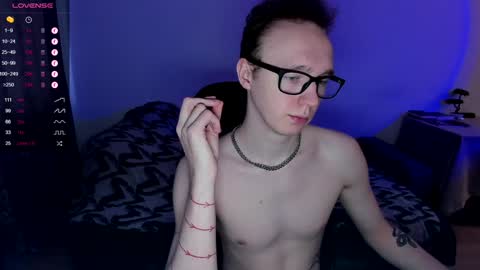 Snapshot of alex_silent chatting on 12-20-24, 11:00 alex_silent online show from 12-20-24, 11:00