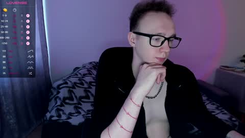 Snapshot of alex_silent chatting on 01-25-25, 10:29 alex_silent online show from 01-25-25, 10:29
