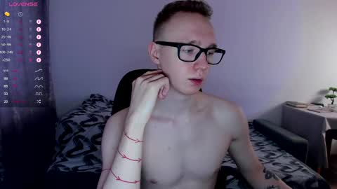 Snapshot of alex_silent chatting on 03-02-25, 12:32 alex_silent online show from 03-02-25, 12:32