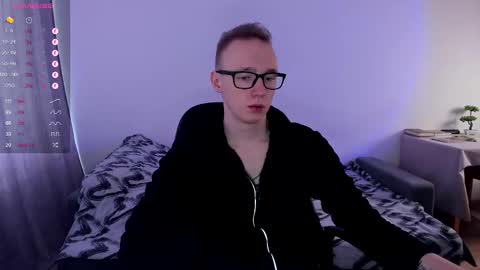 Snapshot of alex_silent chatting on 03-12-25, 10:05 alex_silent online show from 03-12-25, 10:05