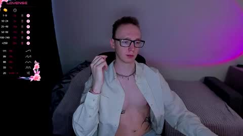 Snapshot of alex_silent chatting on 09-23-25, 12:19 alex_silent online show from 09-23-25, 12:19