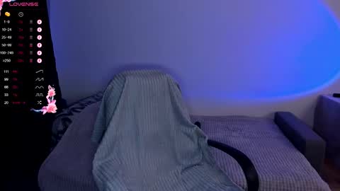 Snapshot of alex_silent chatting on 10-14-25, 01:34 alex_silent online show from 10-14-25, 01:34