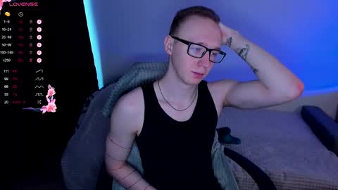 Snapshot of alex_silent chatting on 10-31-25, 06:25 alex_silent online show from 10-31-25, 06:25